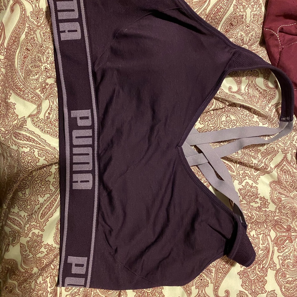 Sports bra